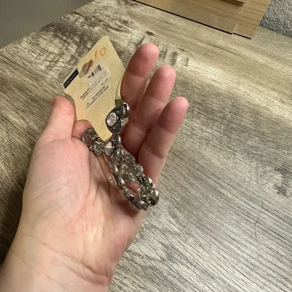 Rion Heart Rhinestone Jeweled Women’s Bracelet New NWT Fashion Jewelry - Image 5