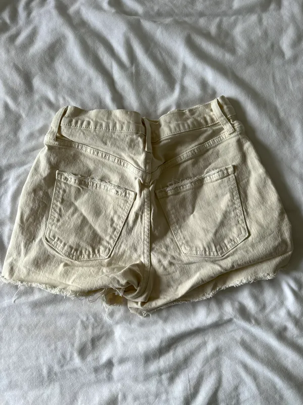 Universal Threads denim shorts - Image 2
