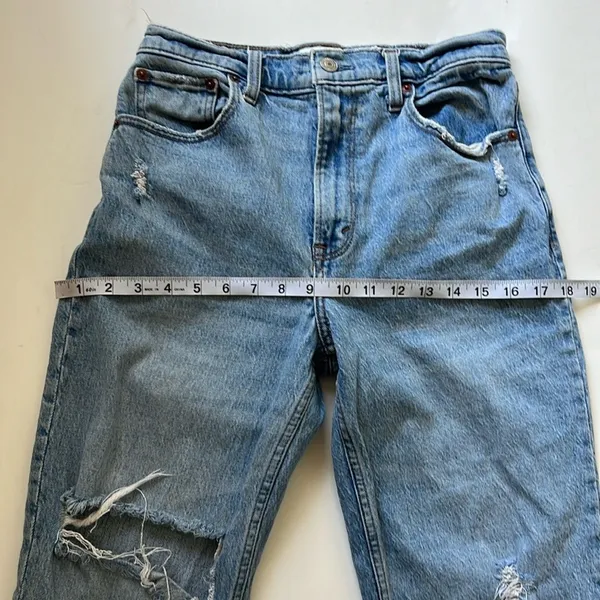 Abercrombie & Fitch 90s Ultra High Rise Straight Jeans - Image 7