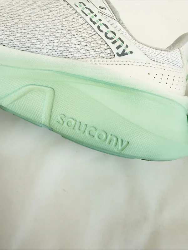 Saucony Guide 17 Women’s Running Shoes Lace Up Sneakers White Jade Green - Image 12