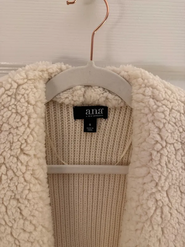 a.n.a Cream Sherpa Open Front Drape Vest Small - Image 4