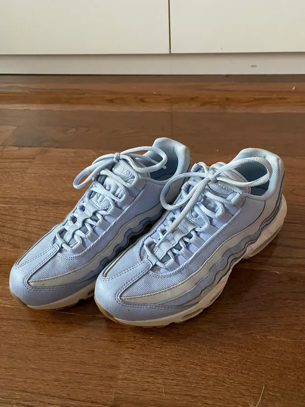 Nike Air Max 95s - Image 3