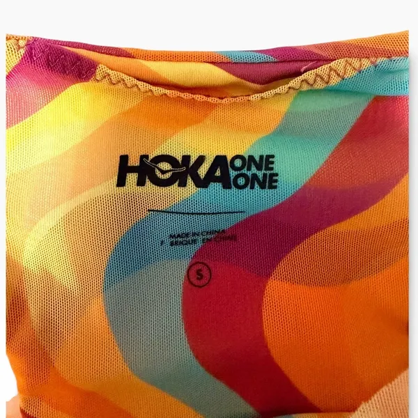 Hoka women's Race day pocket sports bra Multi Color size Small - Image 4