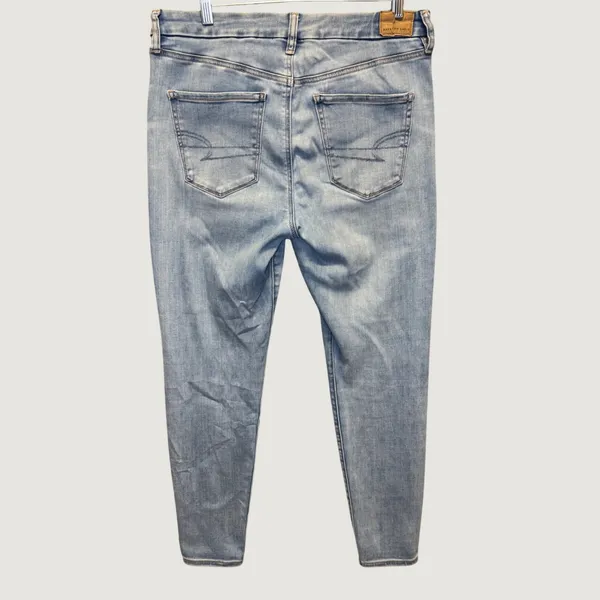 1973 | American Eagle Forever Soft Skinny Light Wash Jeans Women‎ 10 Regular - Image 2