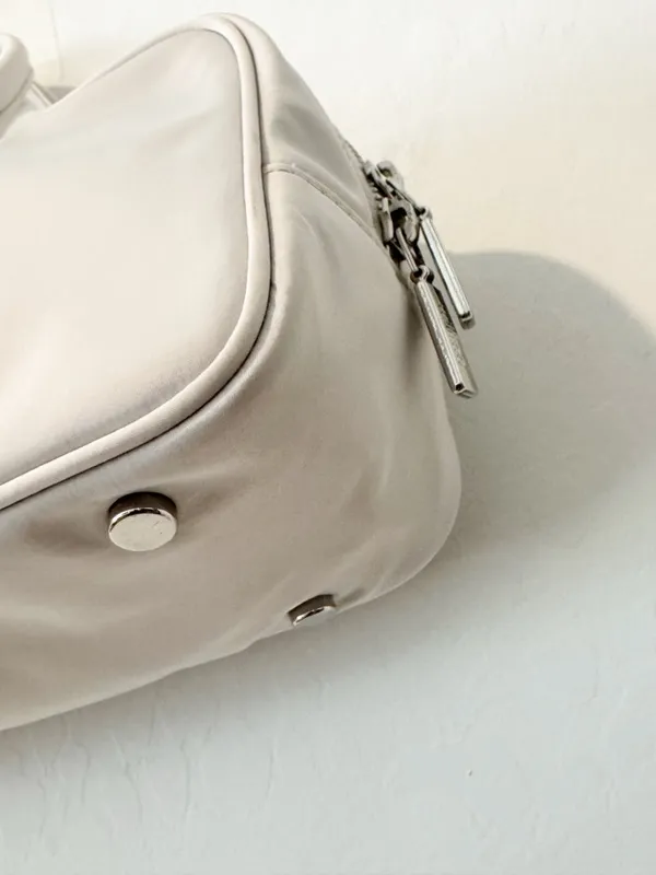 Wilfred Aritzia Lina Bag Ivory Matte Pearl Satin Bowler Zip Handbag 90s Coquette - Image 6
