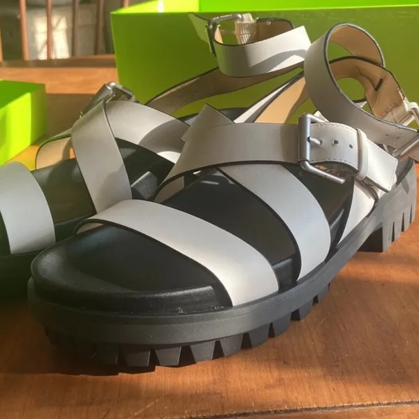 Sam Edelman Eleanor white leather ankle strap platform chunky buckle sandals - Image 3