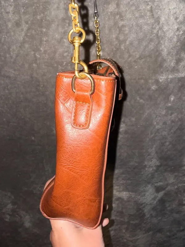 Vintage Style Brown Faux Leather Structured Crossbody Bag with Stitching Details - Image 4