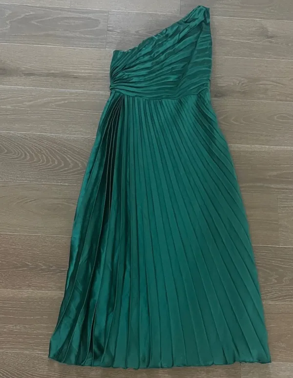 Abercrombie Giselle One-Shoulder Pleated Maxi Dress - Image 3