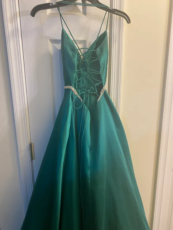 Sherri Hill Prom Dress - Image 4