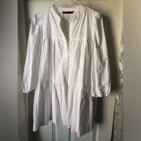 ZARA Embroidered Eyelet Floral Cotton Mini button down Dress boho babydoll sz M - Image 4