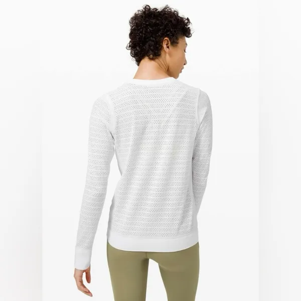 Lululemon Swiftly Breathe Long Sleeve Squad Top Shirt White Silverescent - Image 3