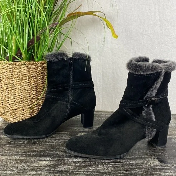 Stuart Weitzman Black Suede Fur Lined Zip Up Ankle Boots 5.5 - Image 2