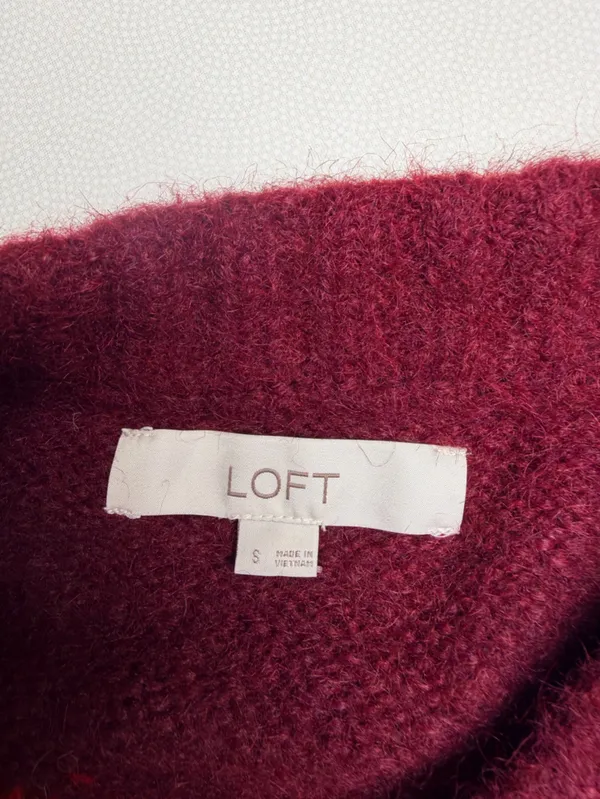 LOFT Women’s Fuzzy Fair Isle Oversized Sweater Small Red Burgundy Wool Blend - Image 3