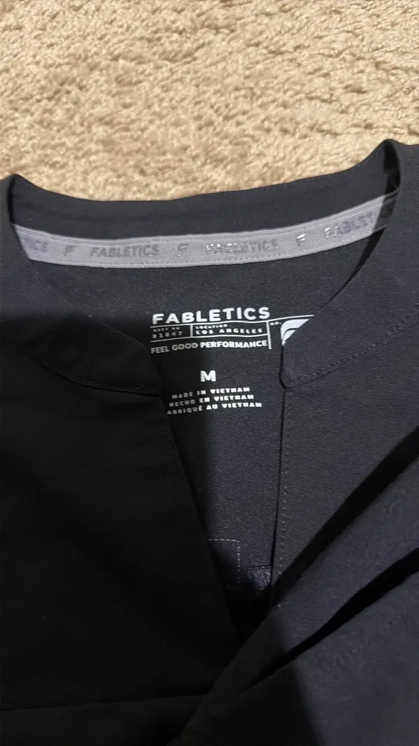 Fabletics Scrub Set Jogger - Image 3