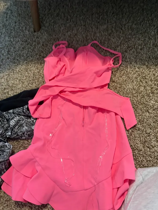 Pink Lulus Dress - Image 2