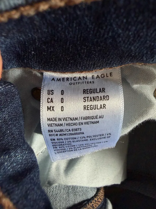 American Eagle Flare Jeans - Size 0 - Image 3