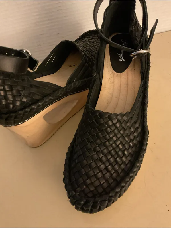 Free People women Black leather Woven Ankle-Strap Platform Wedges sandals US 8 - Image 10