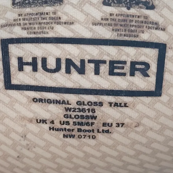 Hunter Original Black Gloss Rain Boots Women's Size 6 - Image 4