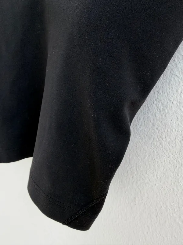 Lululemon Black Cropped Tank Top Size 4 Scoop Neck Workout Yoga - Image 4