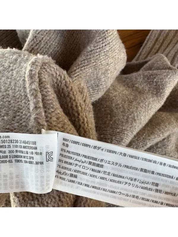 Abercrombie & Fitch Light Brown Turtleneck Sweater Size Medium - Image 4