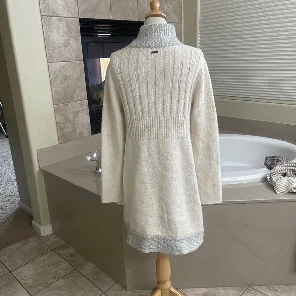 prAna Angelica Women Cream Grey Cable Knit Mock Neck Cardigan Sweater‎ Sz small - Image 2