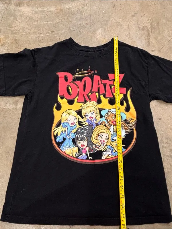 Bratz TShirt Black F Women’s Medium Dollcore Y2K style - Image 5
