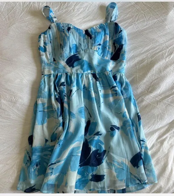Abercrombie & Fitch Blue floral print mini dress with adjustable straps - Image 4