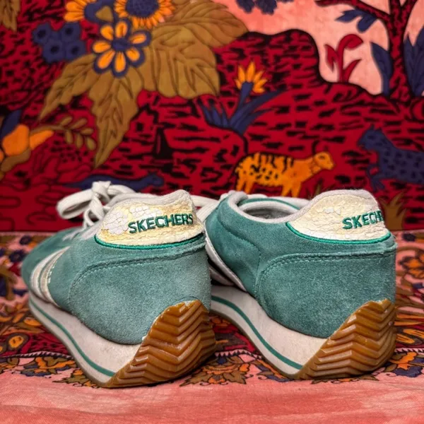 Vintage Y2k Green and White Platform Sketchers Active - Image 3