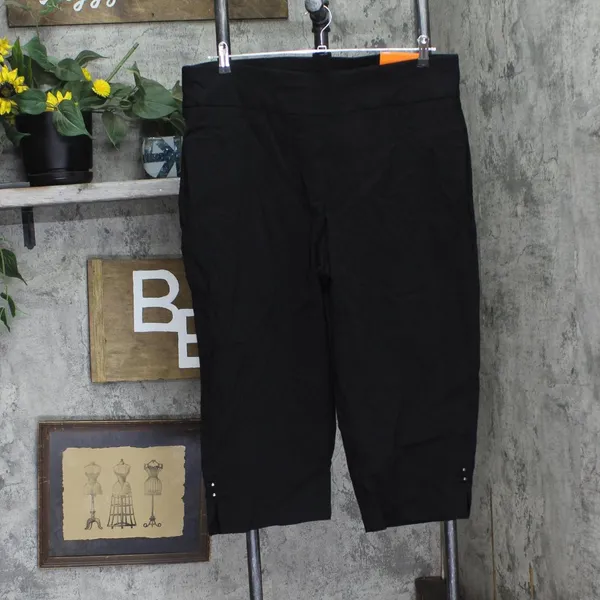 NWT Hearts Of Palm Womens Plus Pull On Stretch Capri Pants 9420799 Black 20W - Image 3
