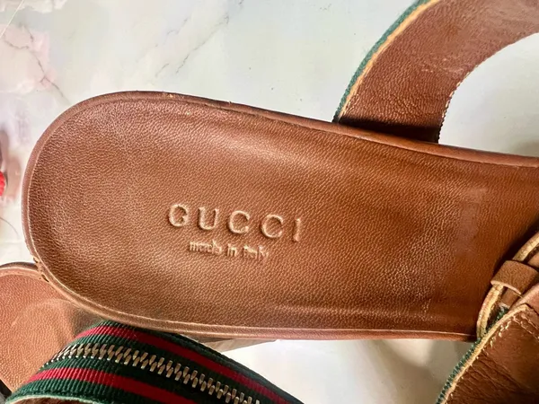 Gucci heels - Image 9