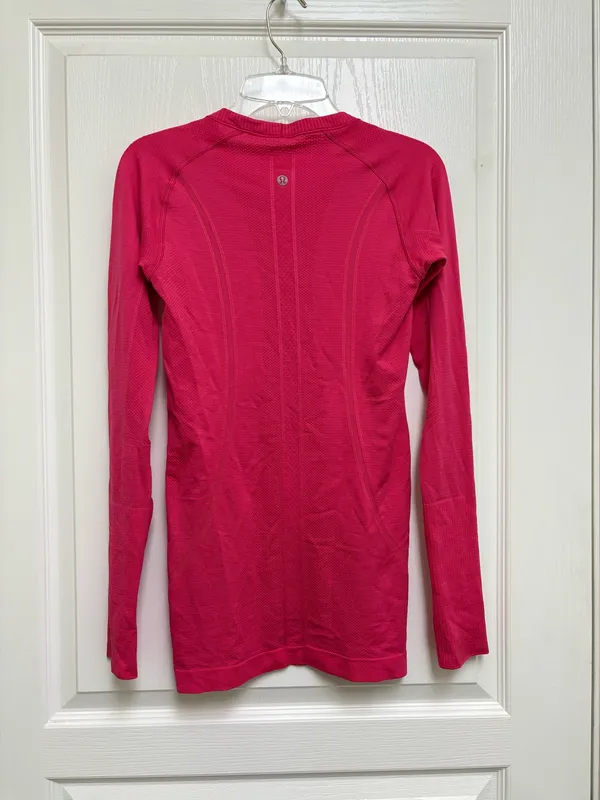 Lululemon top - Image 2