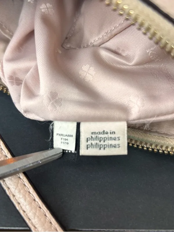 Kate Spade Polly Small Swing Pack Neutral Pink Pebbled Leather Crossbody Bag. - Image 7