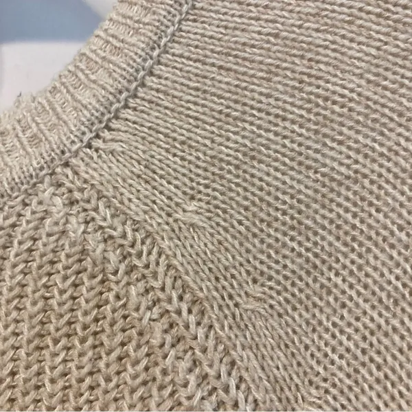 RD Style Knit Cotton Blend Cream Buttons Crew Neck Pullover Sweater Medium - Image 8