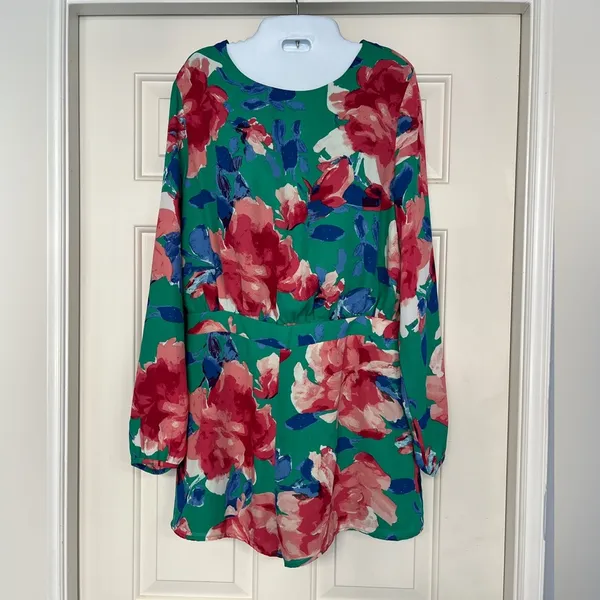 Lulus Women's Romper Green Floral Long‎ Sleeve Open Back Lined Size Large - Image 3
