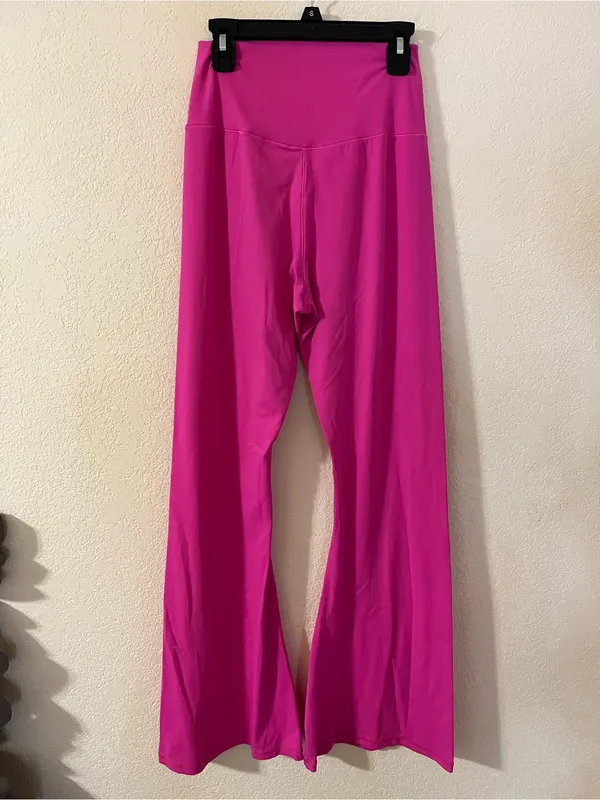 Sunzel Crossover Flared Leggings Pink Size M - Image 2