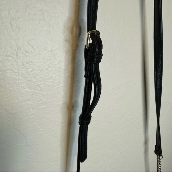Black cross-body purse with gold detailing - Image 7