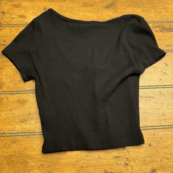 Women's H&M Black Short Sleeve Scoop‎ Neckline Button Up Sweater Size Small - Image 2