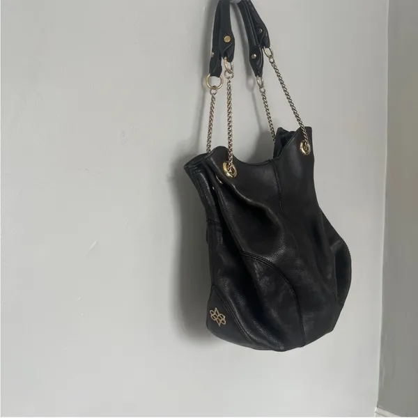 Antonio Melani Elegant Black Leather Tote Bag - Image 3