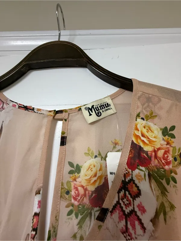 Show Me Your MuMu Blush Floral Keyhole Romper - Image 4