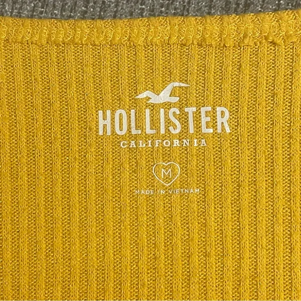 Hollister Short Sleeve Ribbed Top - Image 10