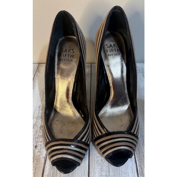 Saks Fifth Avenue Gold, Black, & Silver Peep Toe‎ Heels Size 6 - Image 4