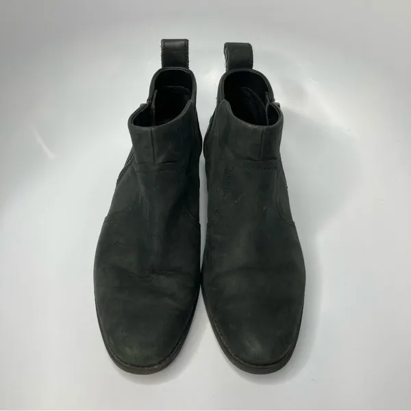 UGG Aureo ll suede waterproof ankle‎ boots size 8 - Image 4