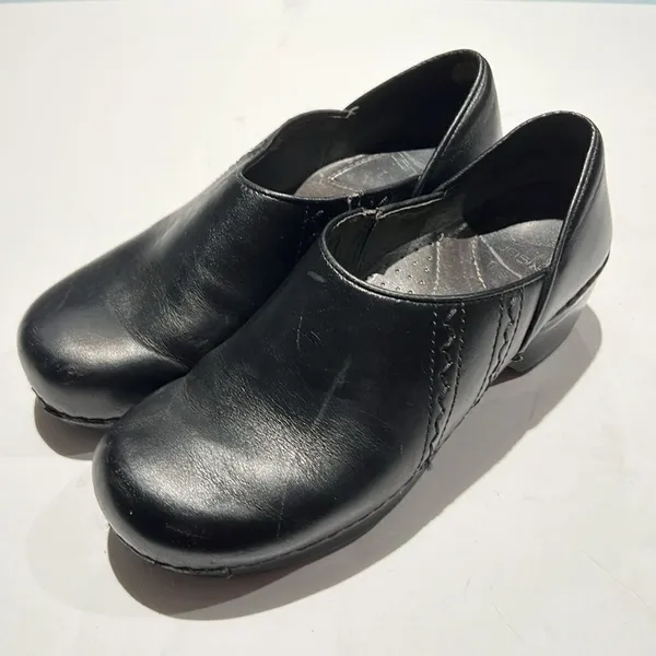 Dansko Black‎ Leather Slip On Clogs Size 38/7.5-8. B62 - Image 2