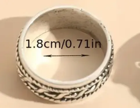 Women’s Stainless Steel Silver Skull Ring Size 7 - Image 2