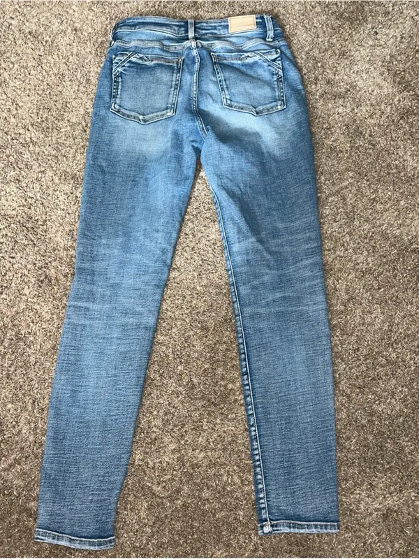 Buckle Black Women’s Ankle Skinny Denim Jeans Fit 93 Sz 26 Inch - Image 8