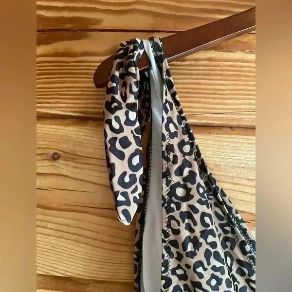NWOT cheetah one piece​​​​ Size L - Image 3