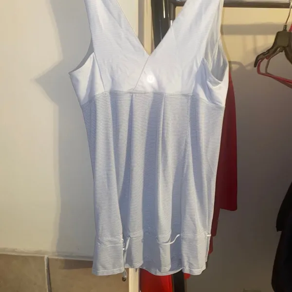 Lululemon hustle & bustle tank top clinch waist size 4 - Image 2
