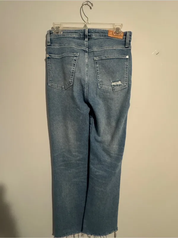 7 For All Mankind The Ultra High Rise Slim Kick Distressed Jeans- 28 - Image 6