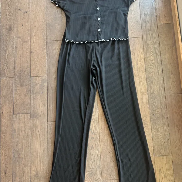 Black Women's Sleepwear Set - Image 4