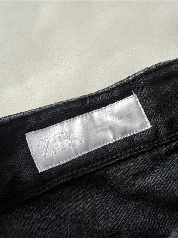 Zara High Rise Wide Leg Coulette Bermuda Crop Length Jeans Black Size 14 - Image 7